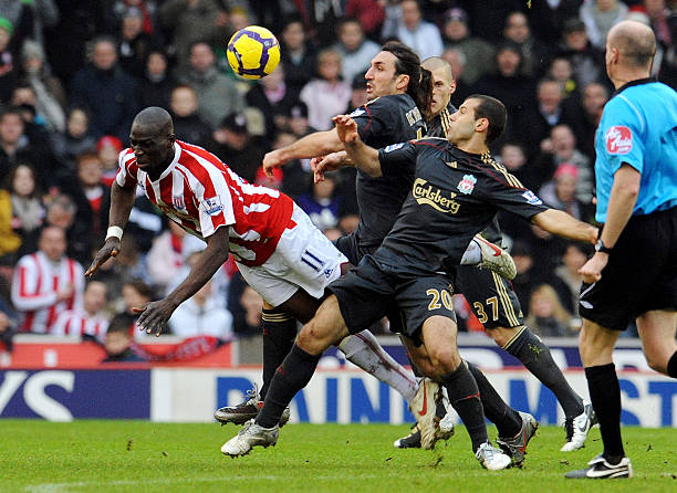 在这个背景 在这个背景