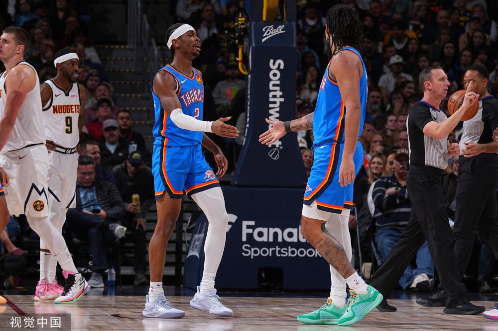 场上瞬息万 场上瞬息万