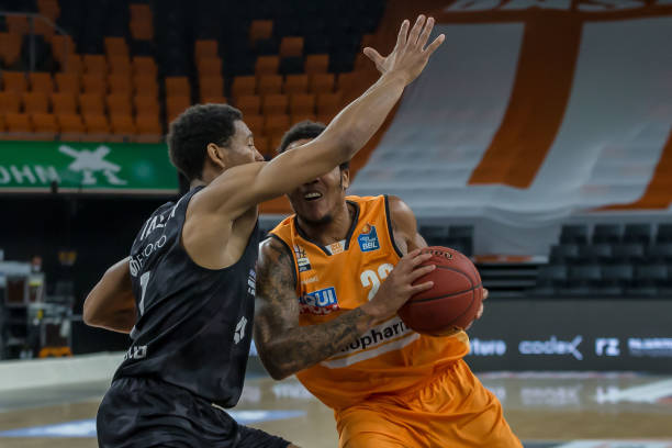 往往凭借精 往往凭借精