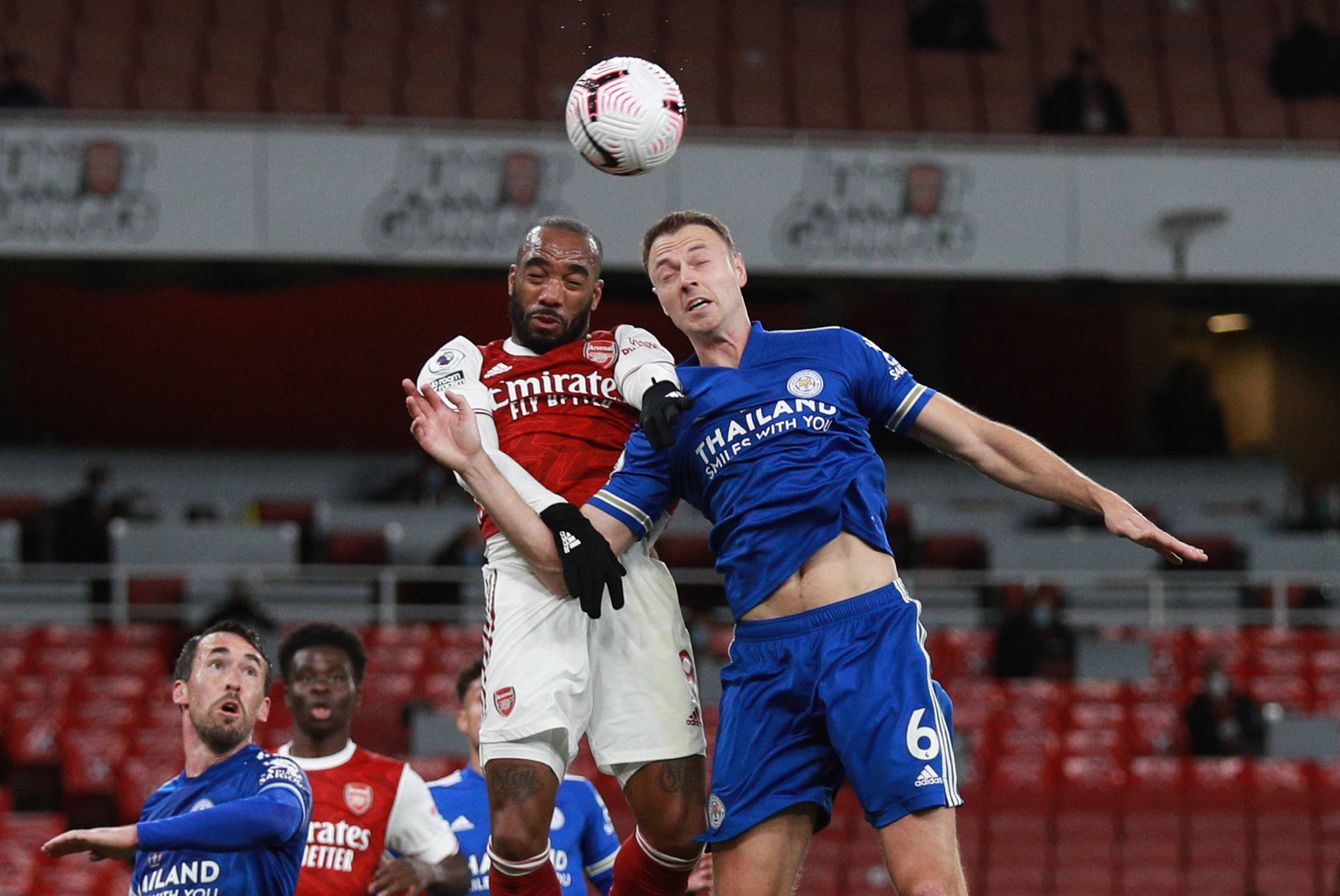 出几条社媒 出几条社媒